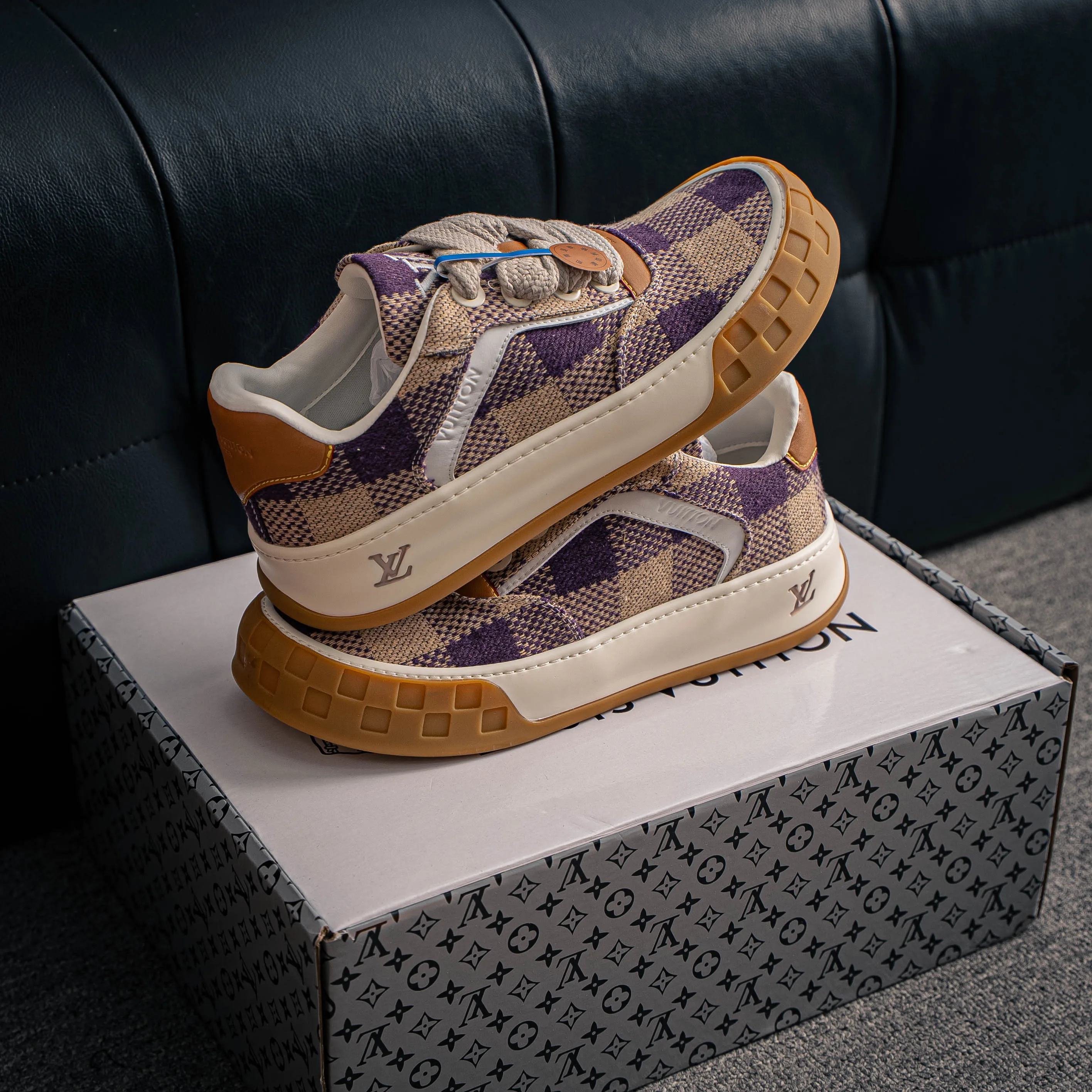 # LV LOUIS VUITTON Tilted Low Sneakers Series Low-Top Retro Versatile Skate Shoes 2026 Skate Shoes Shoes